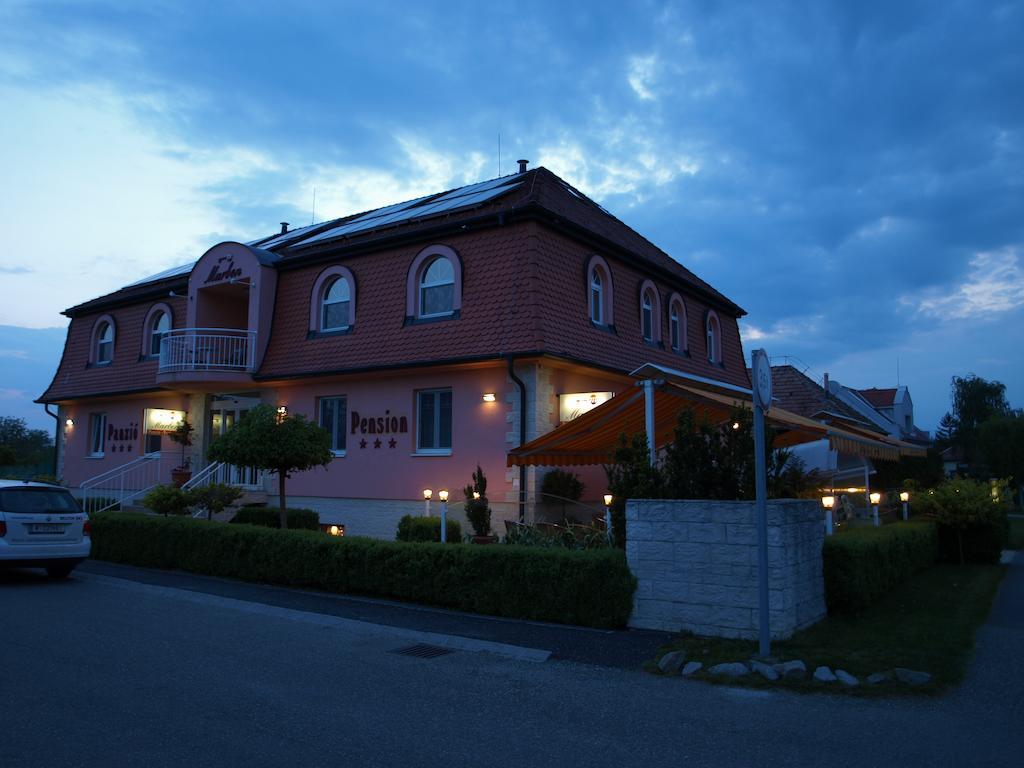 Marben Panzio Bed & Breakfast Hegykő Eksteriør bilde