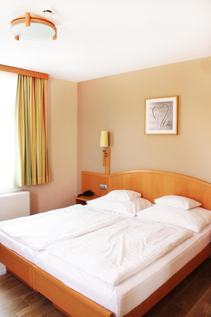 Marben Panzio Bed & Breakfast Hegykő Eksteriør bilde